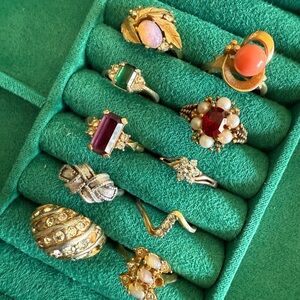 Vintage Avon Gold & Silver Ring Bundle